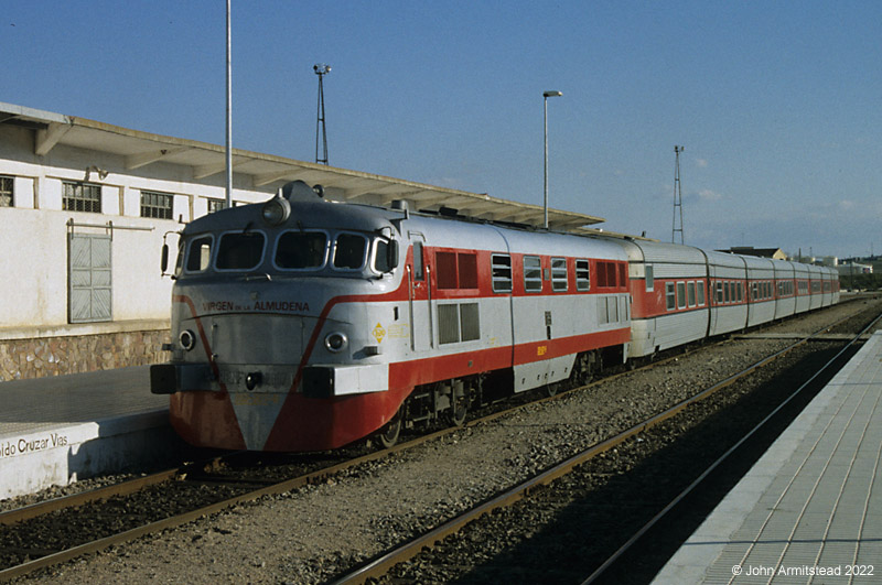 Class 352 at Caceres
