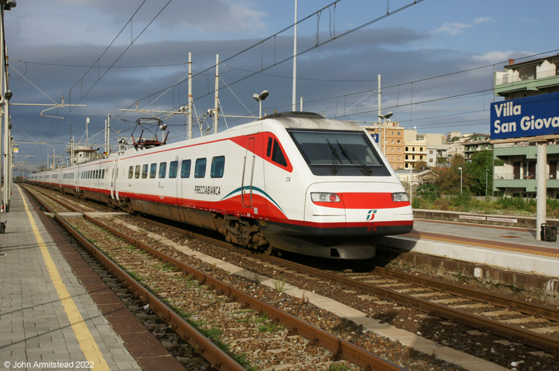 ETR 463 at Villa San Giovanni