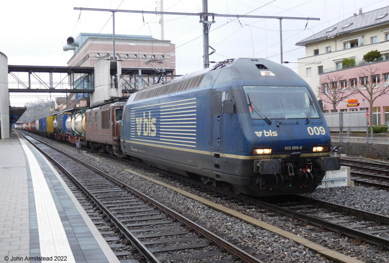 Class 465 at Spiez