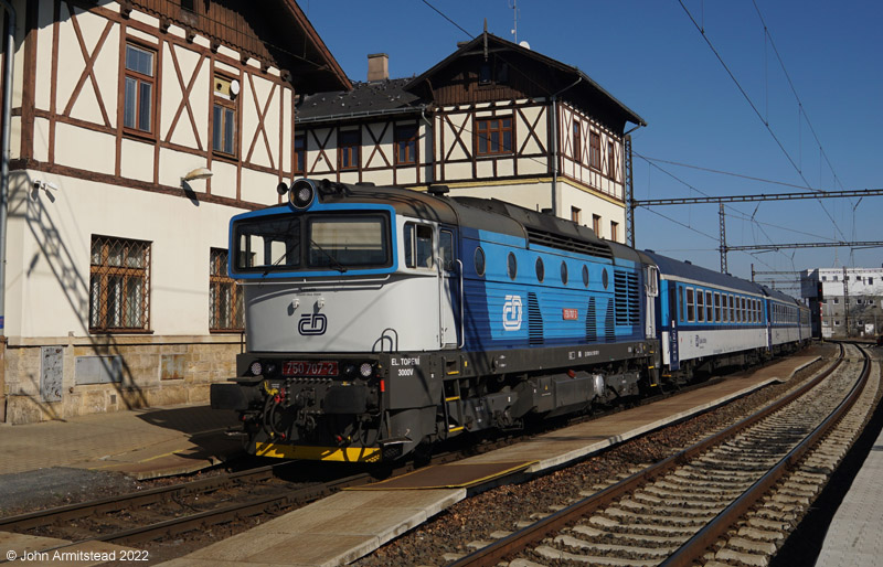 Class 750 at Vsetaty