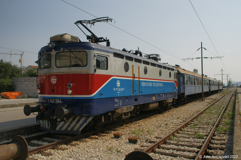 HZ Class 1 141 at Ploce