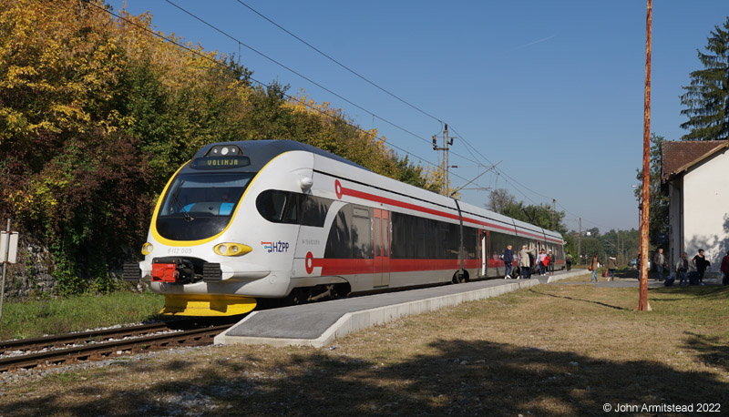 HZ Class 6 112 at Hr Kostajnica