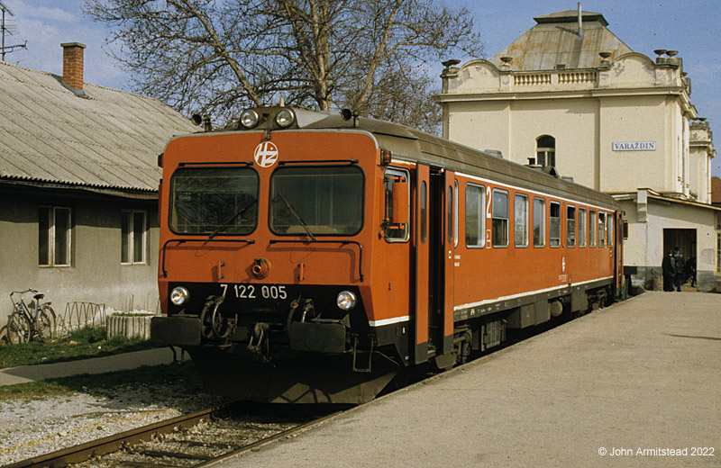 HZ Class 7 122 at Varazdin