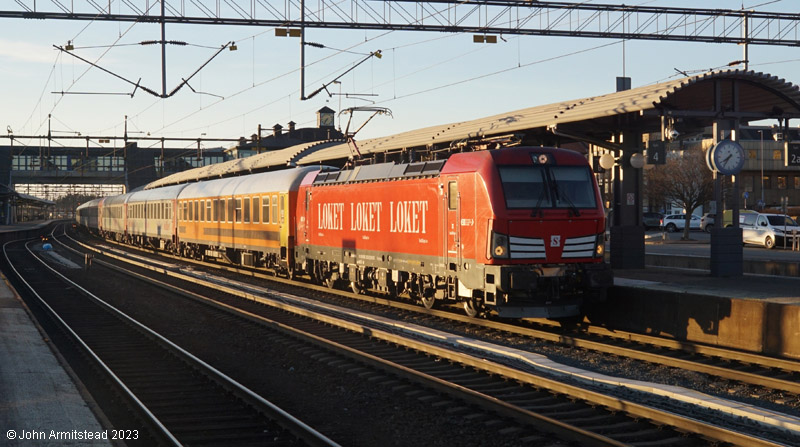 Snälltåget Vectron at Nässjö