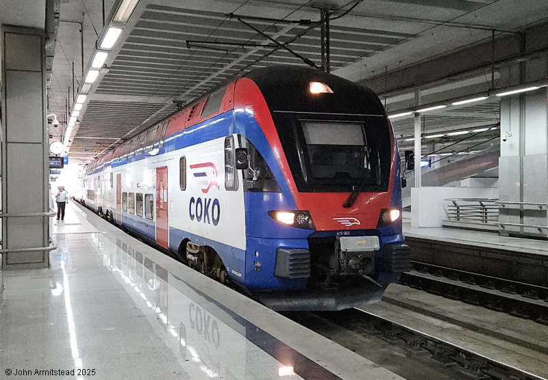 Class 410 Soko at Beograd Centar