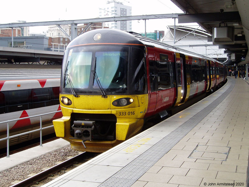 Class 333 at Leeds