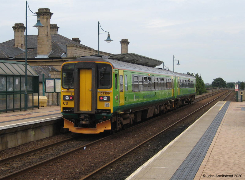 Class 153 at Mansfield