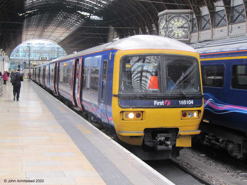 Class 165 at Paddington