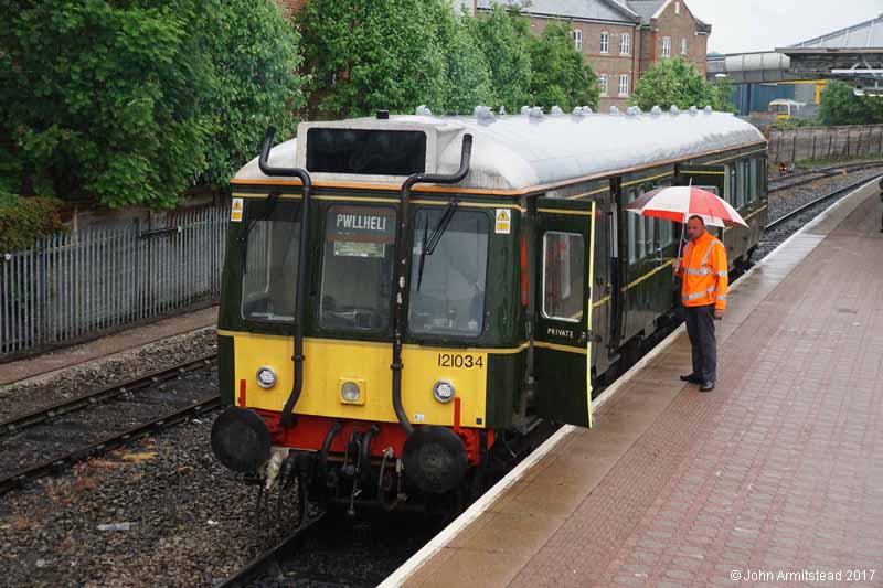 Class 121 at Aylesbury