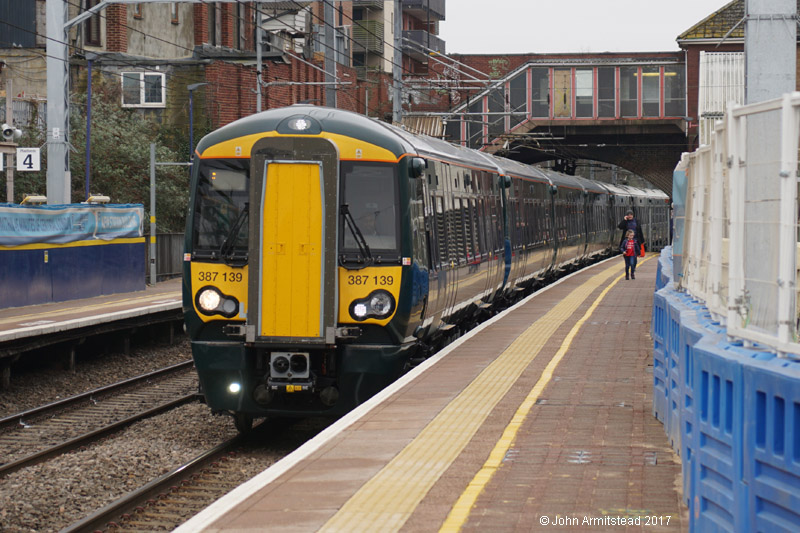 GWR Class 387 at West Ealing