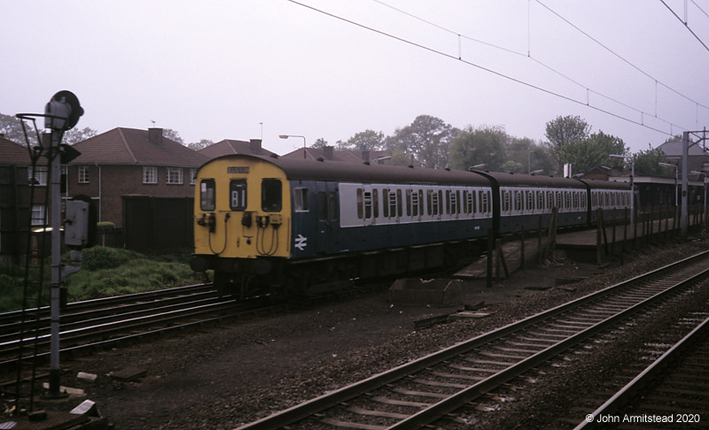 Class 501, Headstone Lane