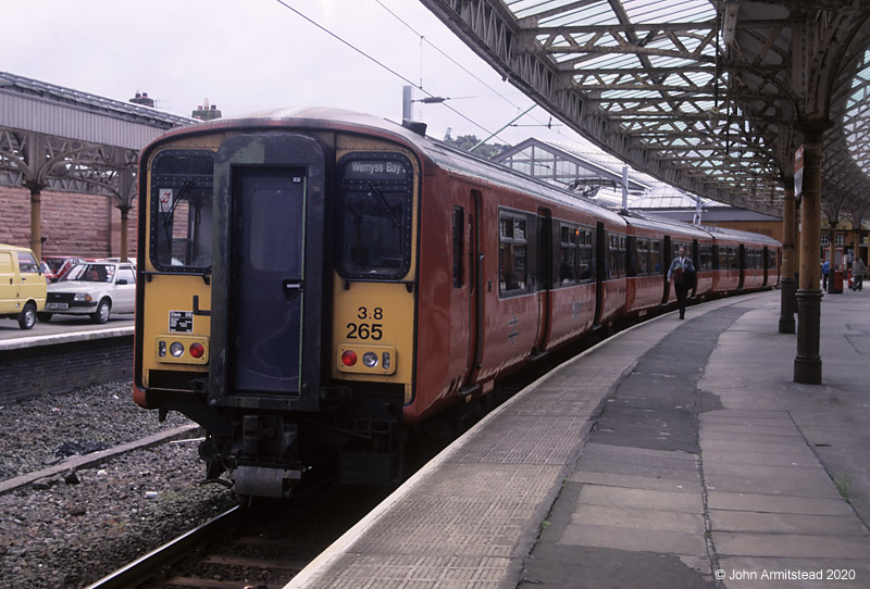 Class 318, Wemyss Bay