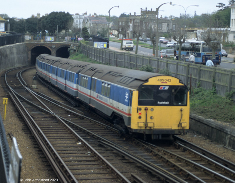 Class 485 at Ryde