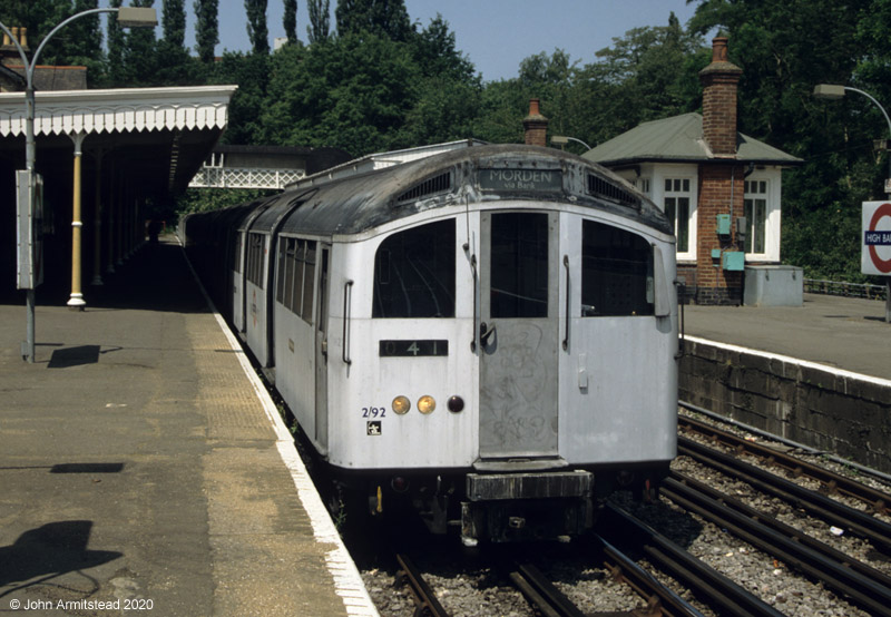 Northern line train at Barnet