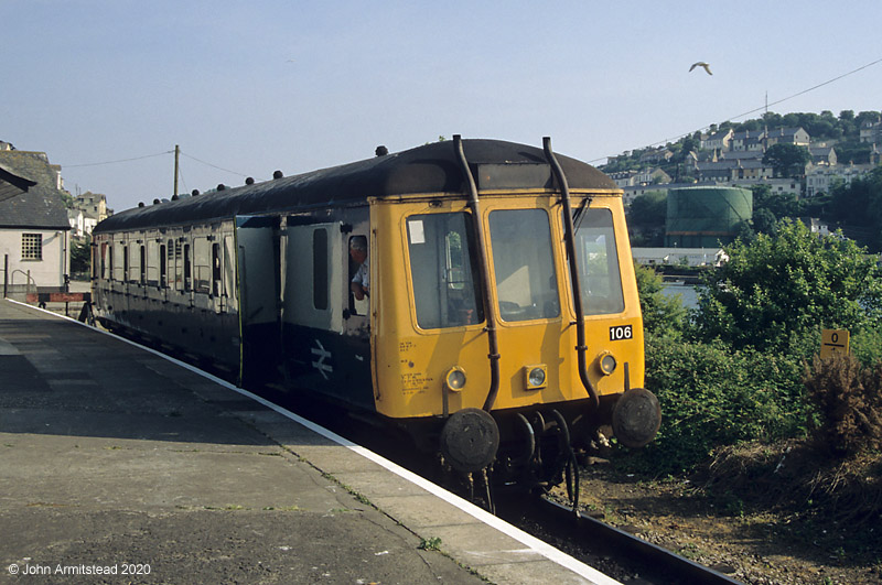 Class 122 at Looe