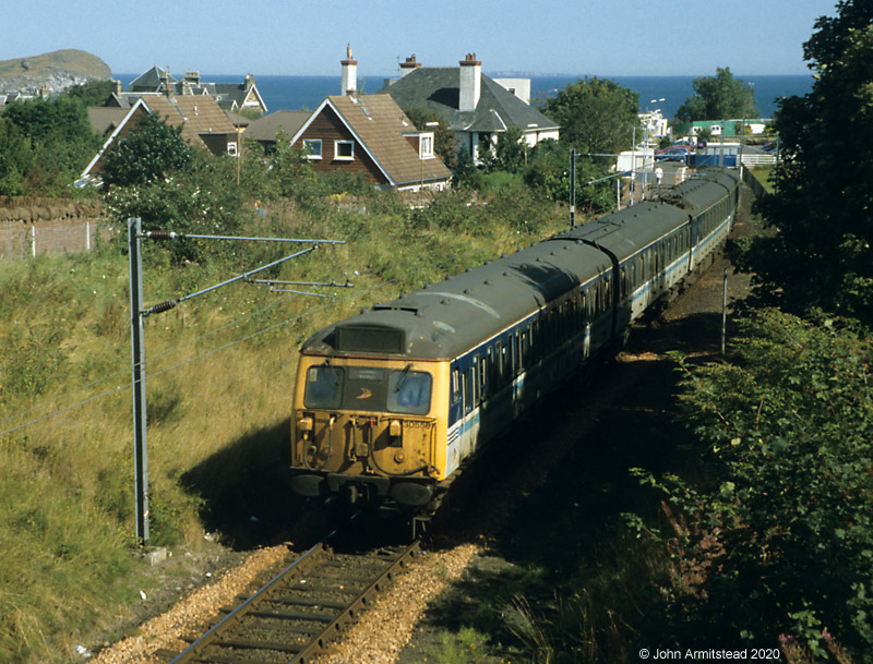 Class 305 at North Berwick