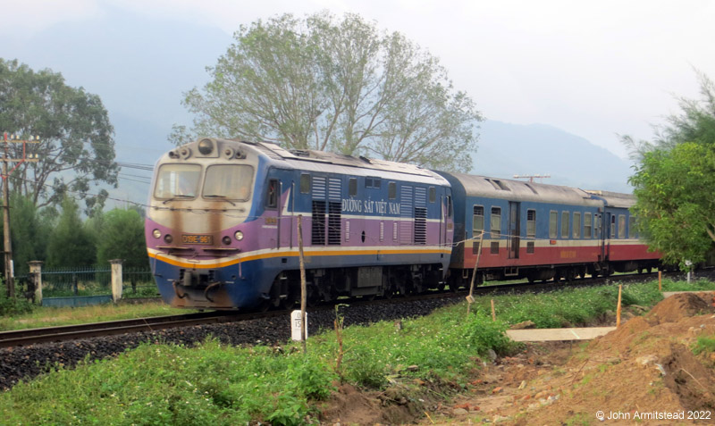 Hué to Sai Gon train