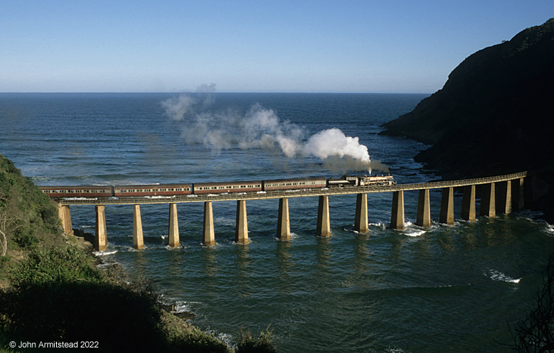 Steam train crossing Kaaimansrivier