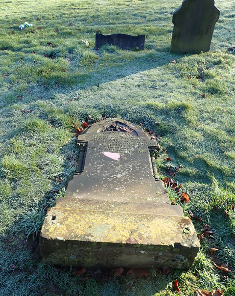 Richard and Mary Price grave